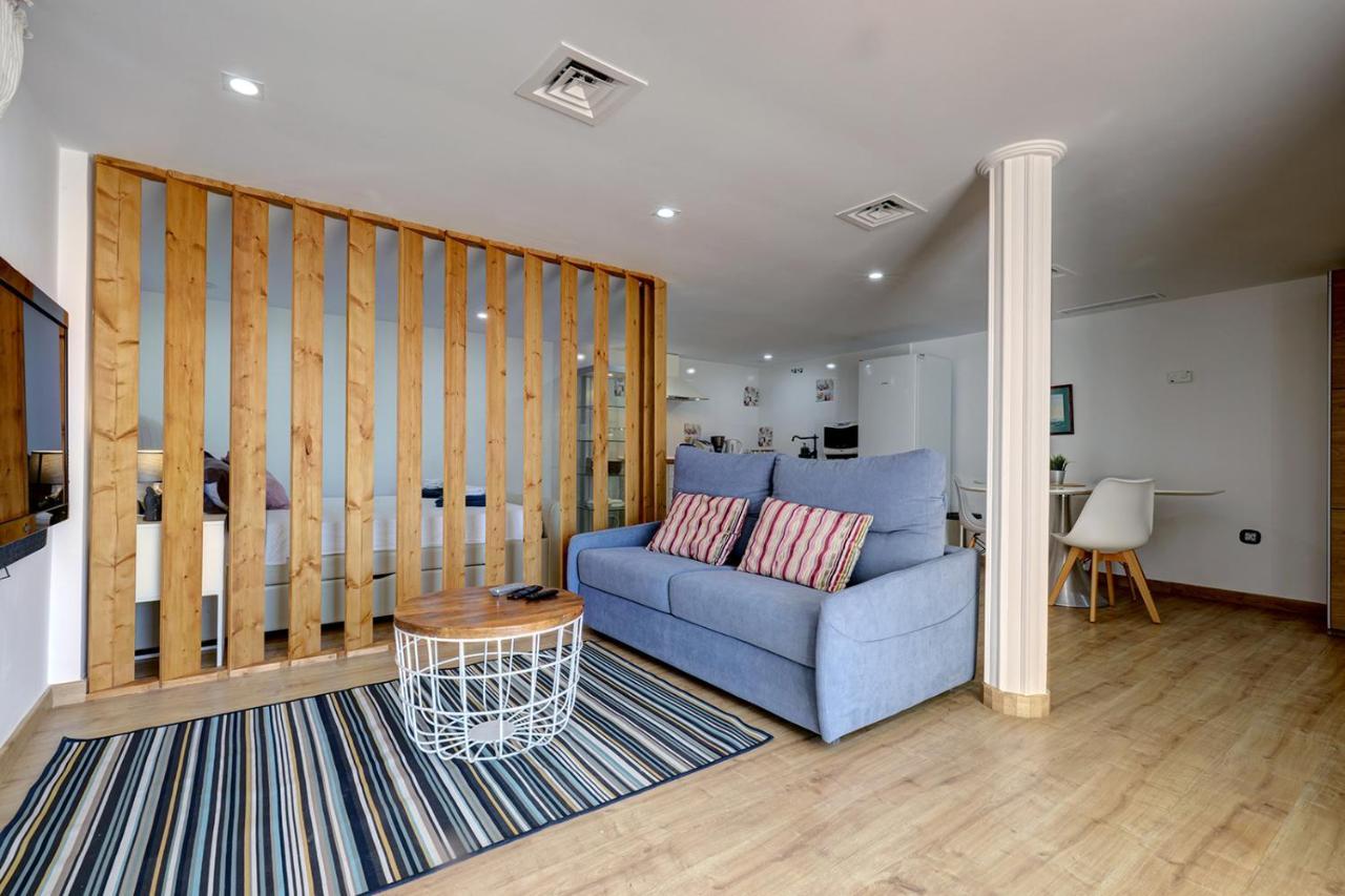 Modern Independent Studio Apt In Luxury Villa Benalmádena Zewnętrze zdjęcie
